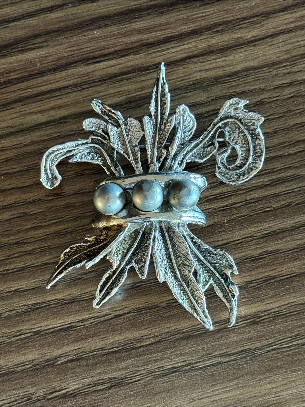 Vintage Oleg Cassini 1964 Spiegel Brooch Silver Tone W/Faux Pearls